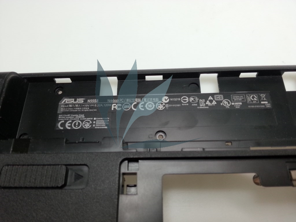 Fond de caisse noir pour Asus N55SF