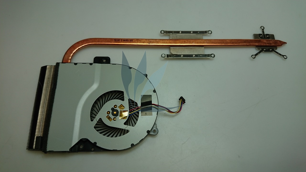 Système de refroidissement pour le processeur.
Modèle : KSB0705HBA01

Thermal module comprenant le radiateur et le ventilateur. pour Asus X751LD