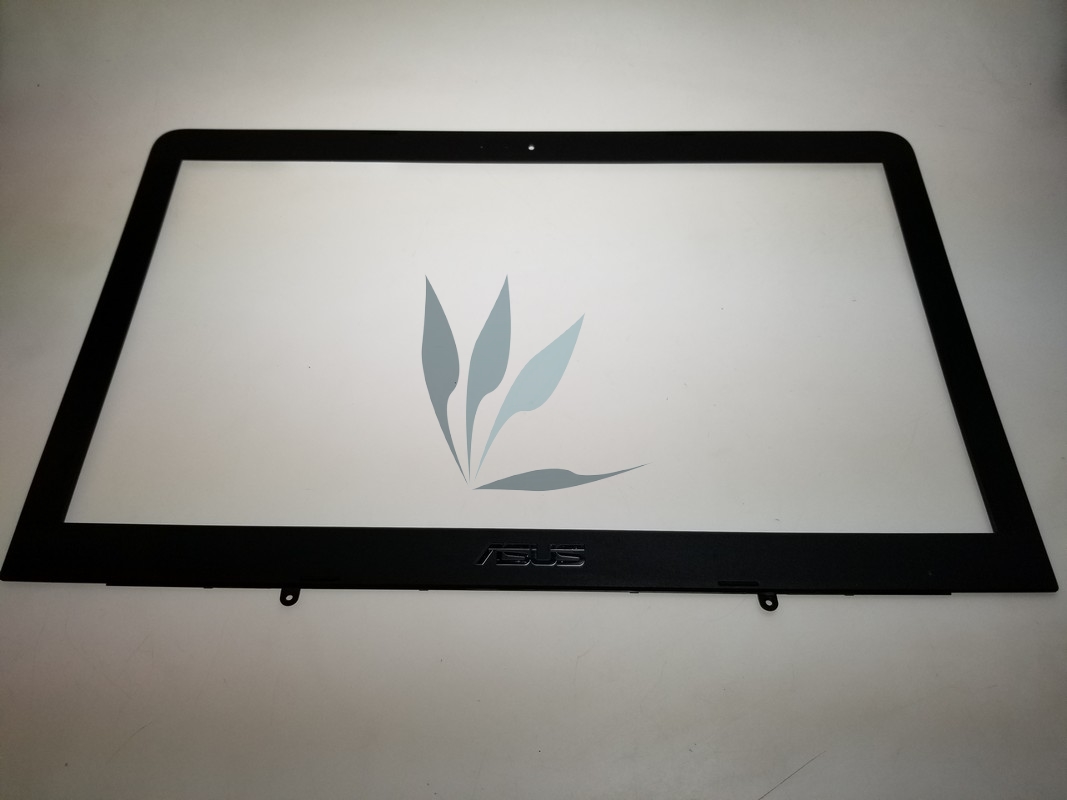 Contour d'écran noir pour Asus R516