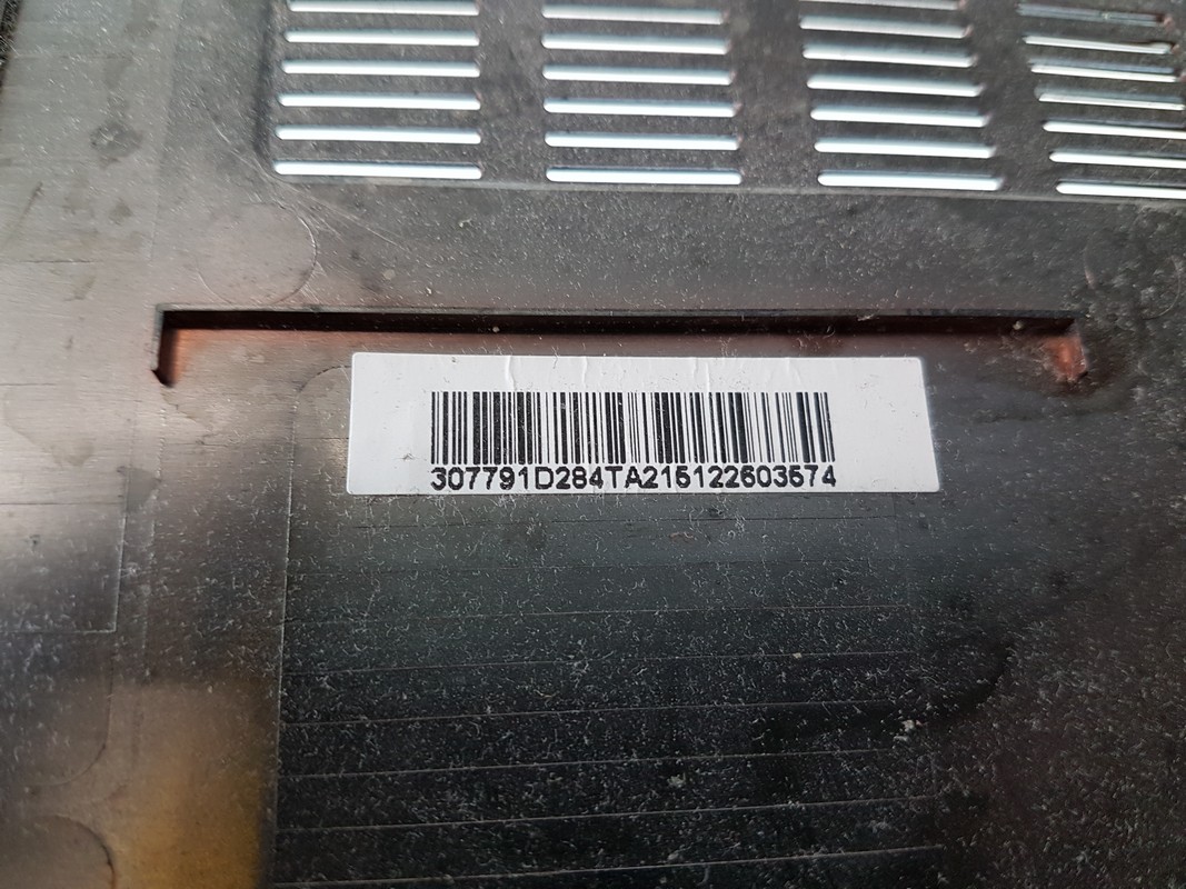Fond de caisse pour MSI GP72