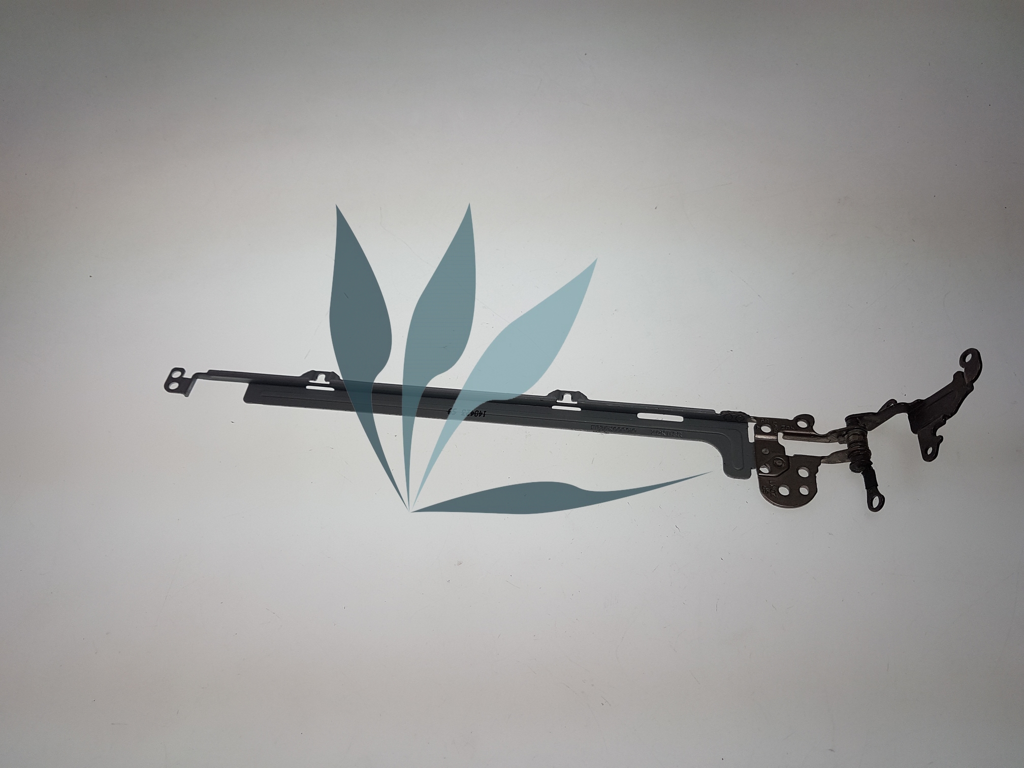 Charnière droite Acer Aspire V7-482P