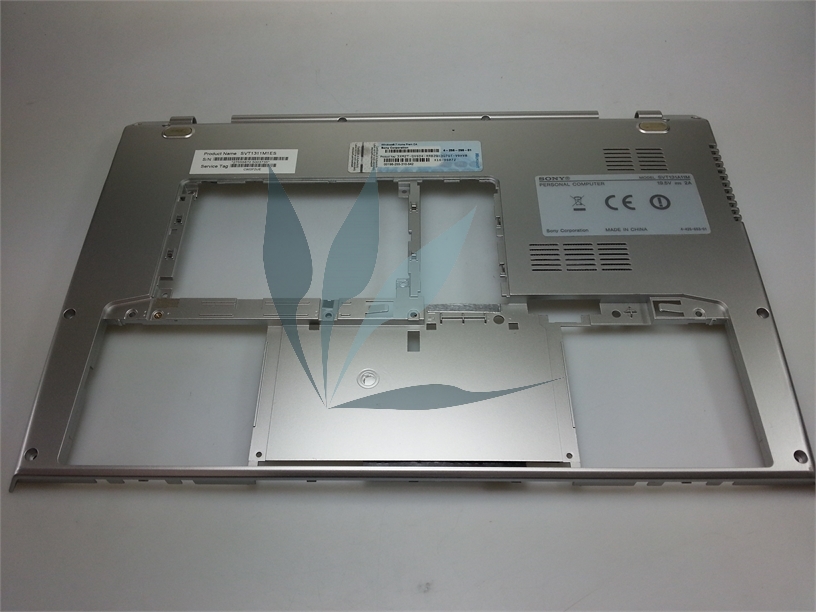 Fond de caisse gris argenté pour Sony Vaio SVT131A11M