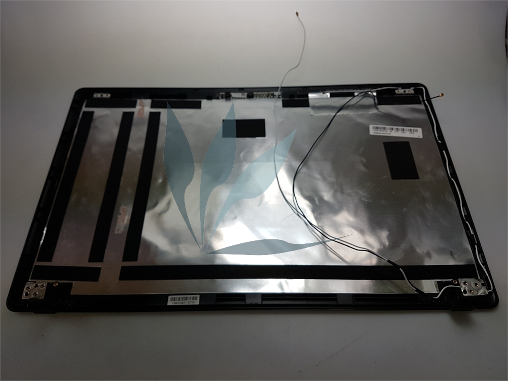 Coque arrière gris foncé de l'écran
Vendue avec les antennes wifi et les caches charnières noirs, pour Asus R510