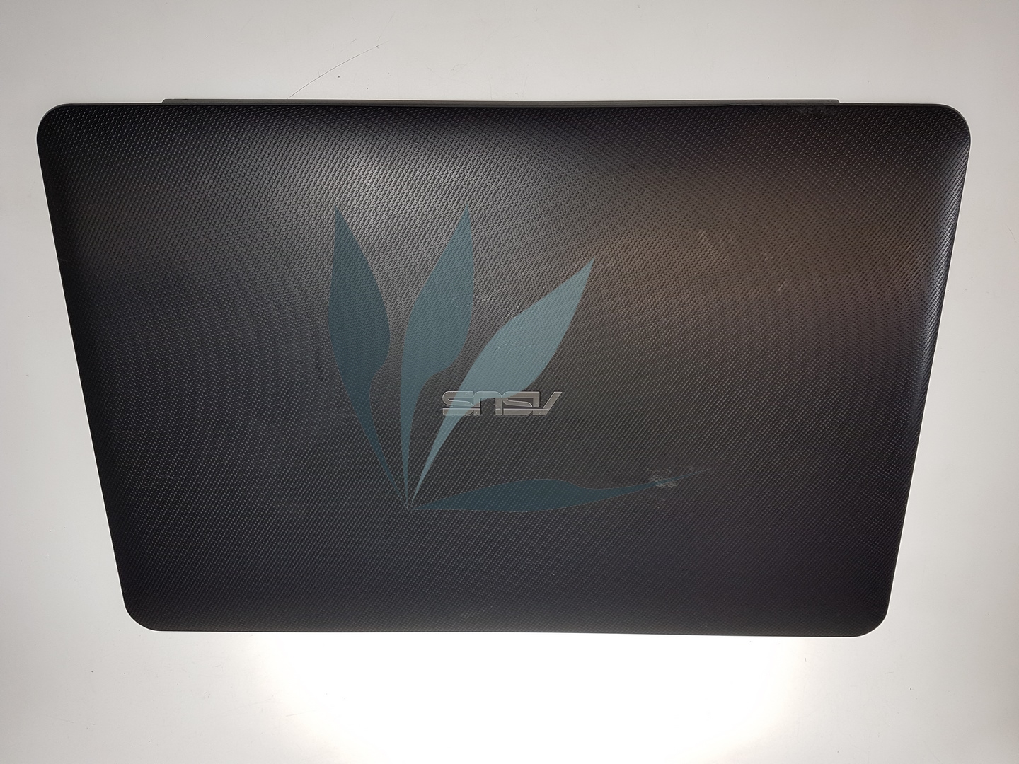 Plasturgie capot écran pour Asus X554lj