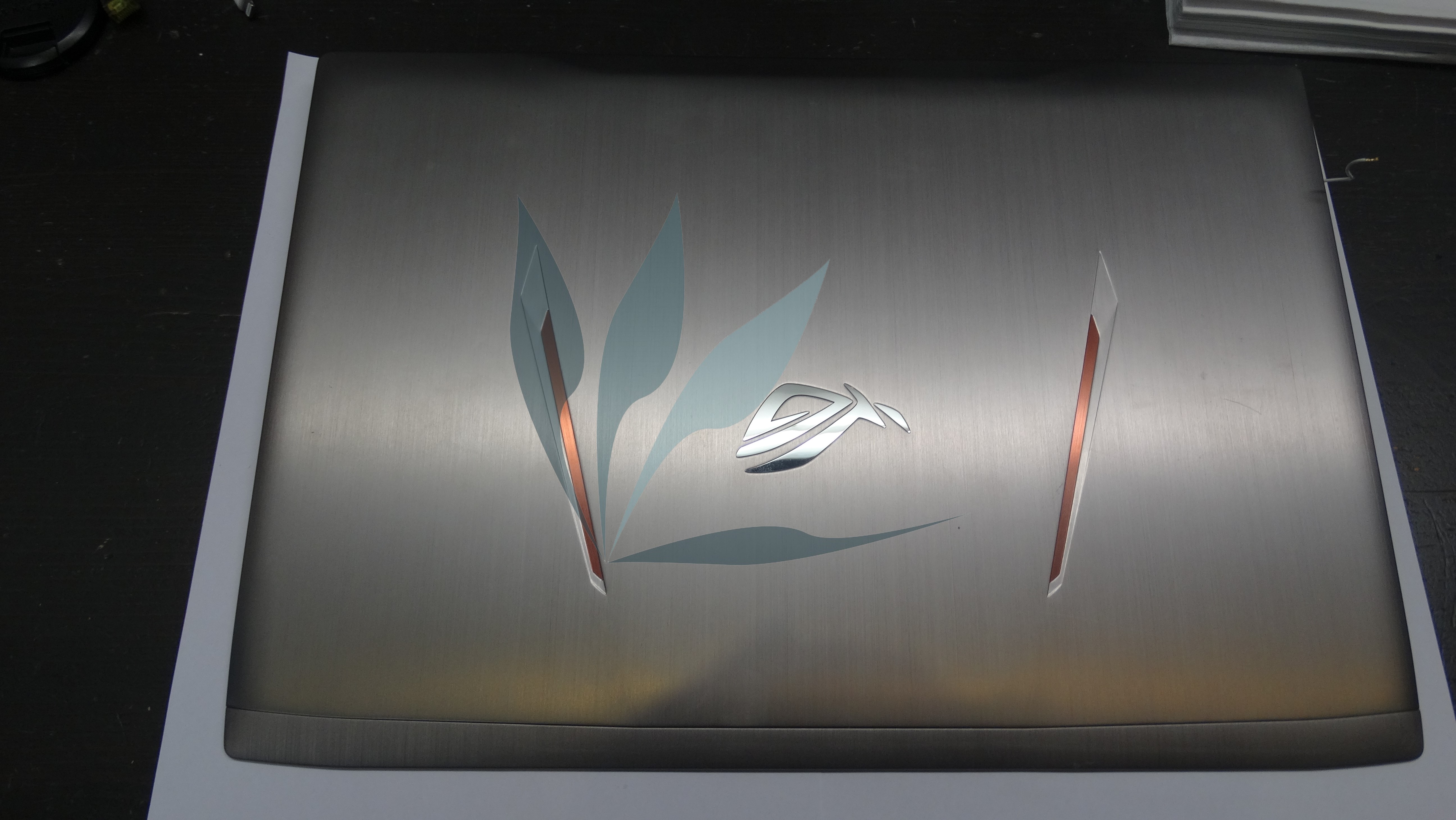 Capot gris pour écran non tactile avec cablages pour Asus GL502VM