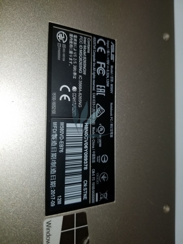 Fond de caisse doré pour Asus M580VD