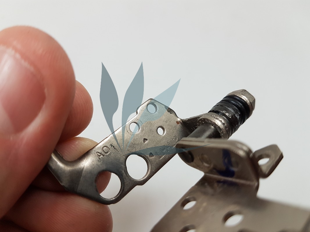 Charnière gauche pour Toshiba Satellite P50-A