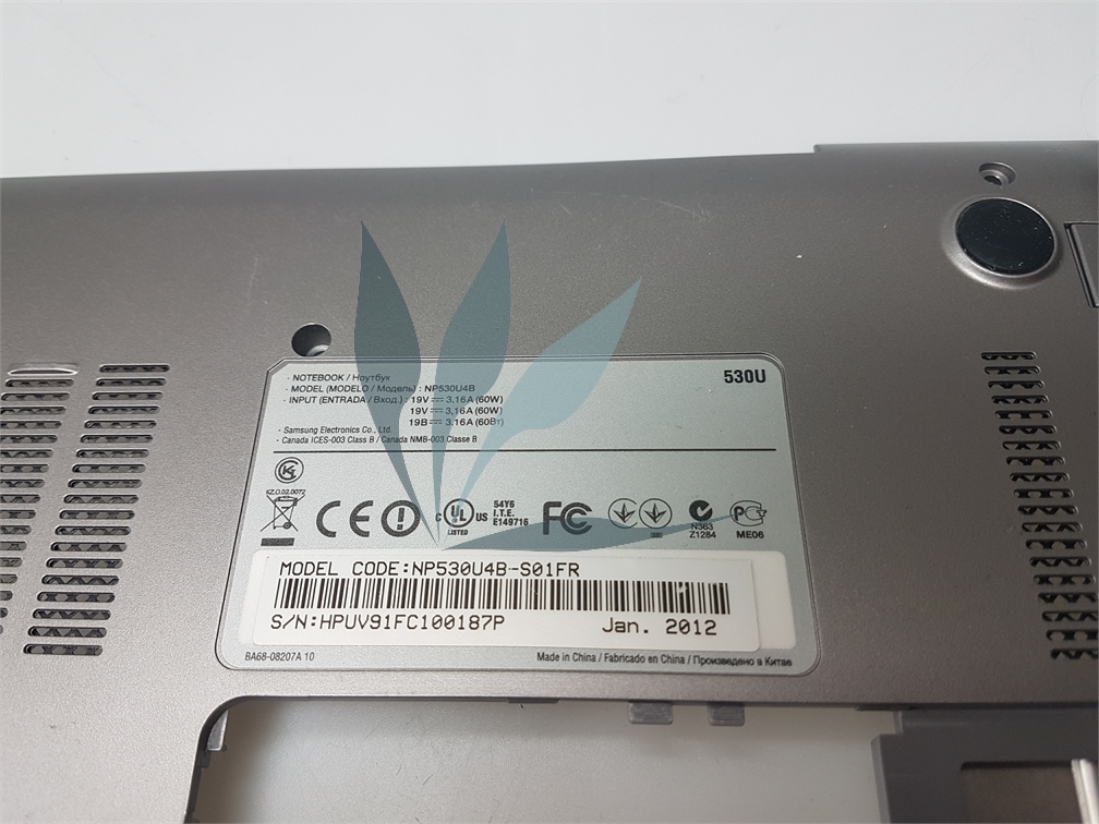 Plasturgie fond de caisse grise pour Samsung NP530U4B