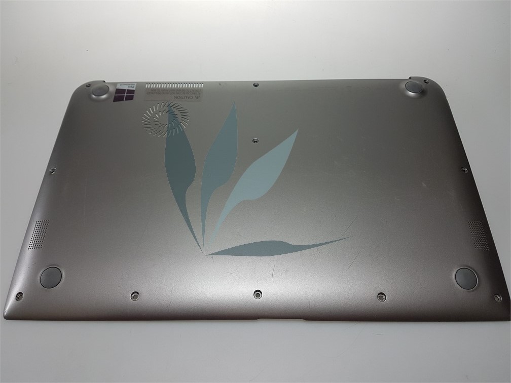 Plasturgie Avant Toshiba Satellite L655 – 1ED, Blanc, Occasion (coque écran)