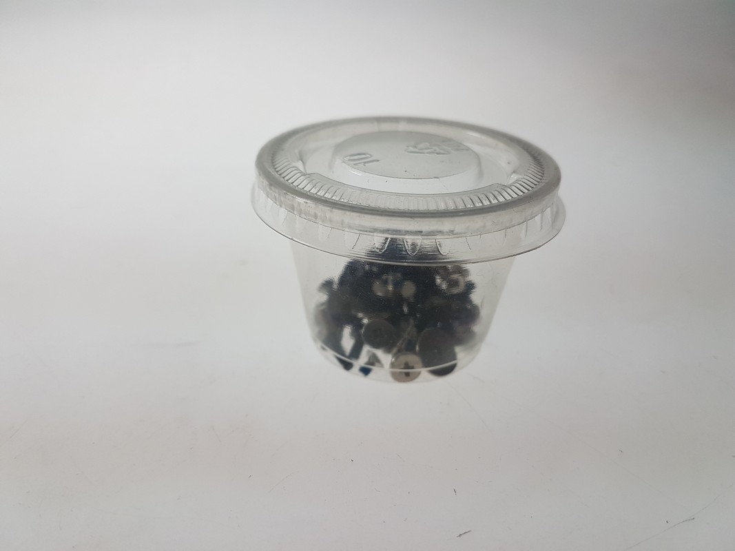 Kit vis pour Lenovo Y520-15IKBN